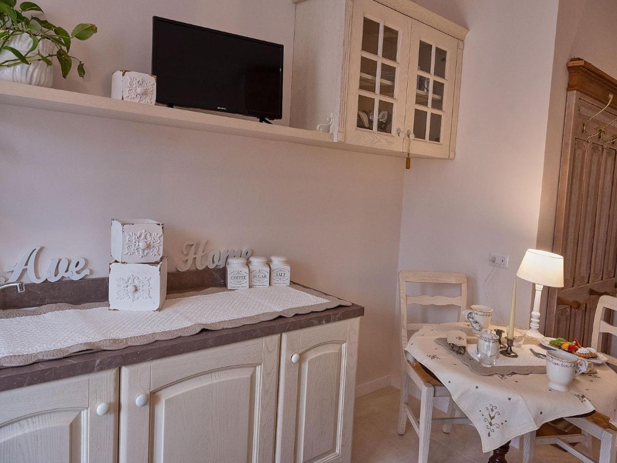Ave Home Луино Екстериор снимка